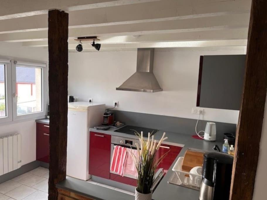 לה מאנש Appartement Calme Entre Ville Et Circuit מראה חיצוני תמונה