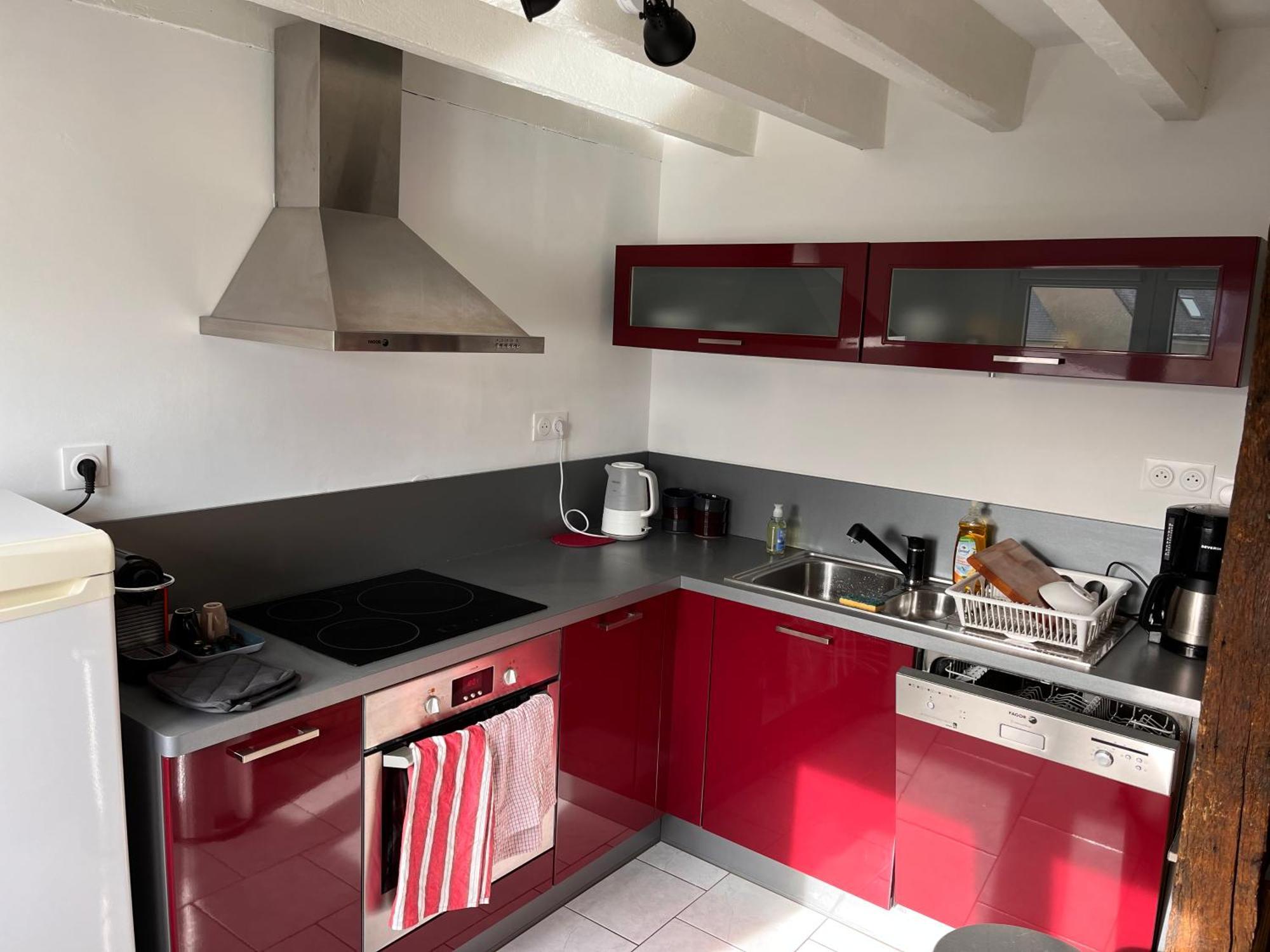 לה מאנש Appartement Calme Entre Ville Et Circuit מראה חיצוני תמונה